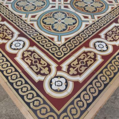 Stunning 11m2 to 13m2 antique French Sand & Cie ceramic