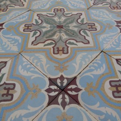 13m2 antique Belgian floor in a cool palette