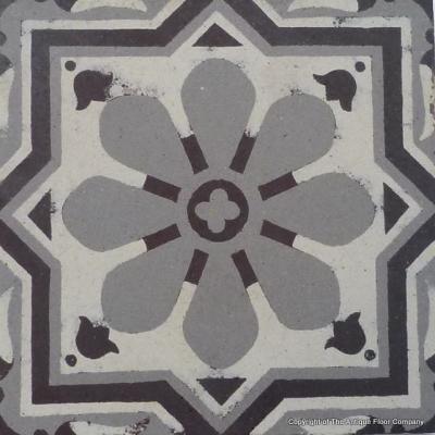 8m2 to 10m2 antique ceramic floor with beautiful patina c.1870