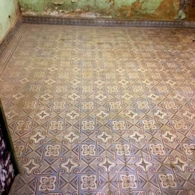 c.9m2 antique French Colozier floor pre-1913