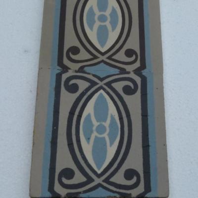 A quality Maubeuge ceramic encaustic border tile