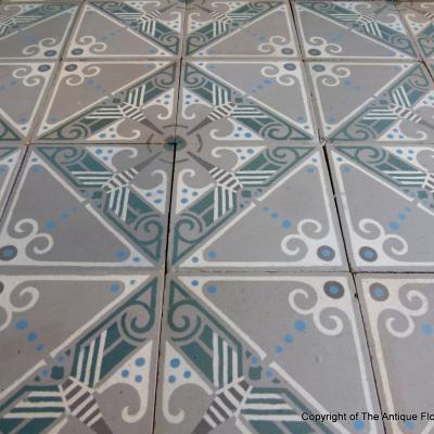 An 10.7m2 Ceramiques Moderne Art Deco floor