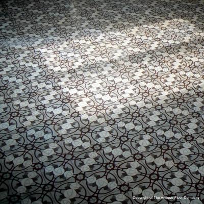 Exquisite monochrome ceramic floor - early 20th century
