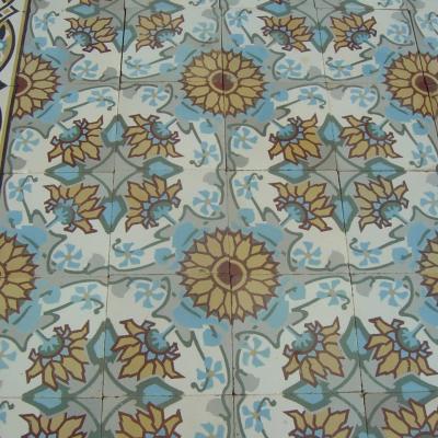 Antique Sunflowers themed ceramic encaustic floor with double borders