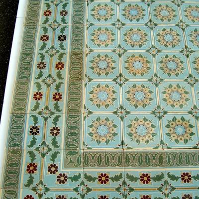 Antique ceramic encaustic floral themed Belgian floor - c.1910 - 11.5m2+