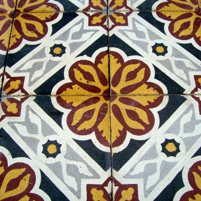 1m2 of antique carreaux de ciments tiles