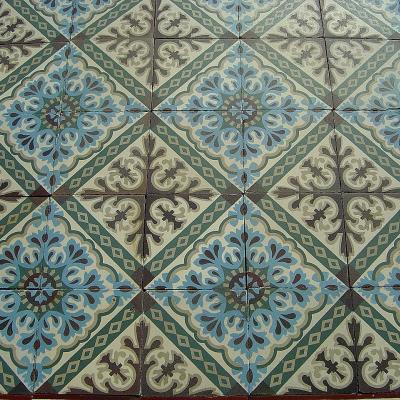 12.5m2 ceramic encaustic floor with triple borders 1920-1925