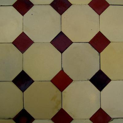 7.25m2 antique ceramic octagon tile with burgundy inserts c.1910