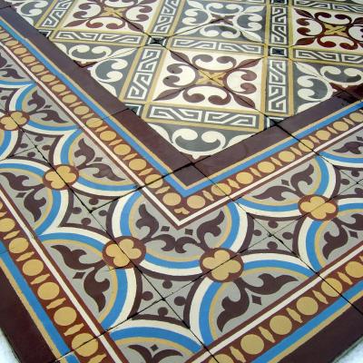 5.2m2 Antique French ceramic floor complete with double border tiles c.1915-1920