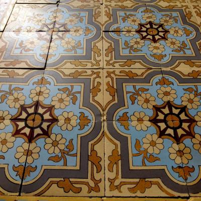 10m2+ - Exquisite Boch Freres antique ceramic floor c.1890