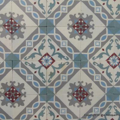 23.5m2 antique French ceramic encaustic floor with triple borders