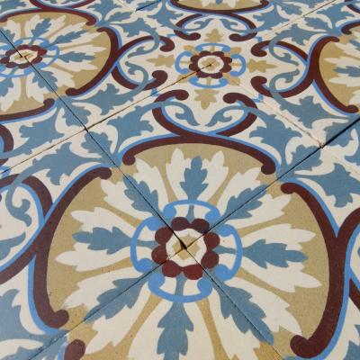 4m2 antique French ceramic floor with same size and half size borders