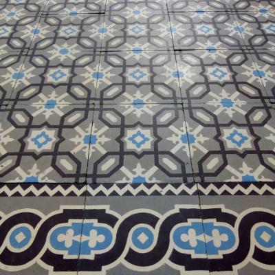 6.5m2 antique ceramic floor tiles in cool tones pre-1912