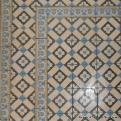 c.9m2 antique ceramic French floor c.1920